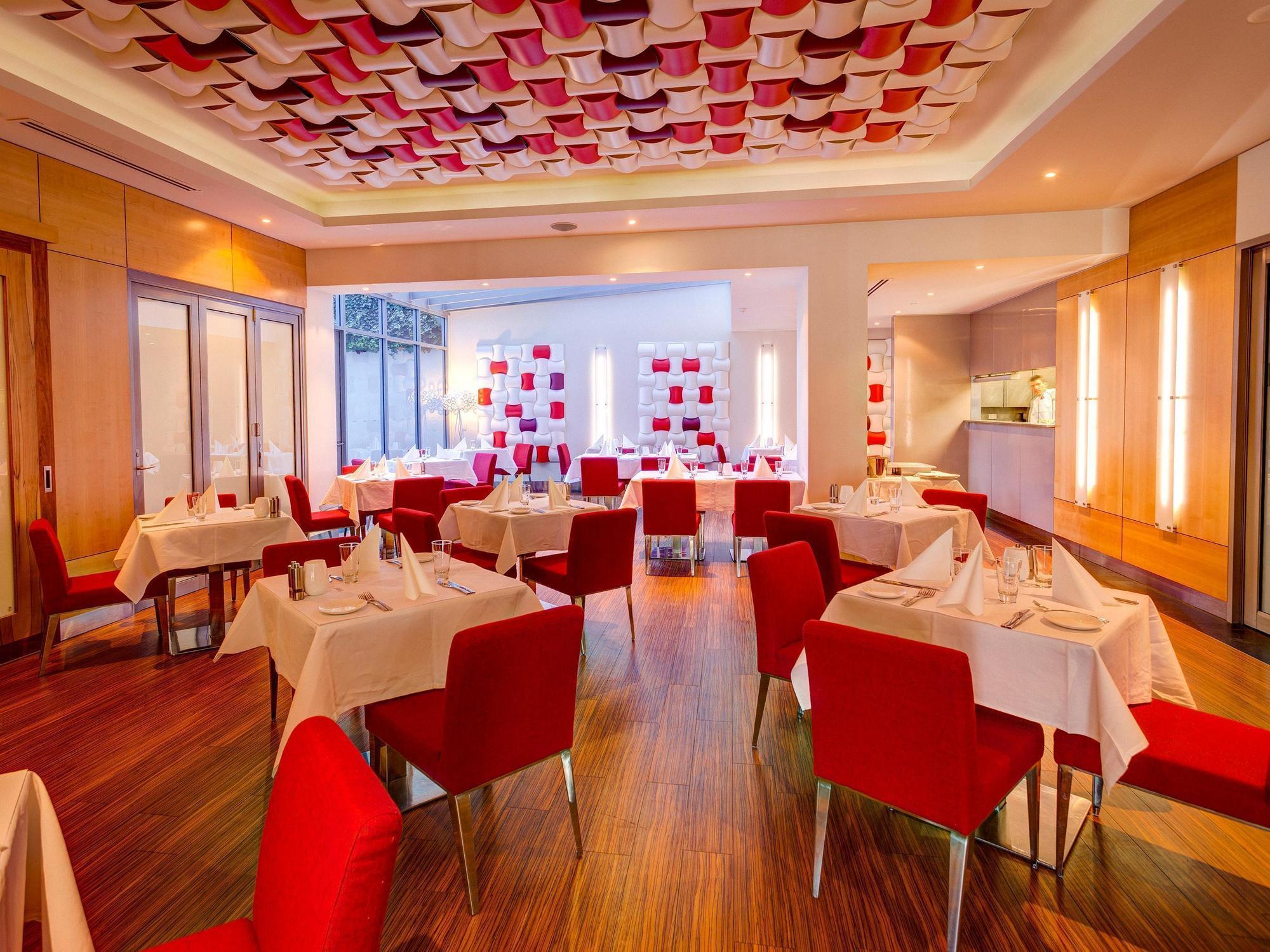 Mantra Charles Hotel Launceston Exterior foto